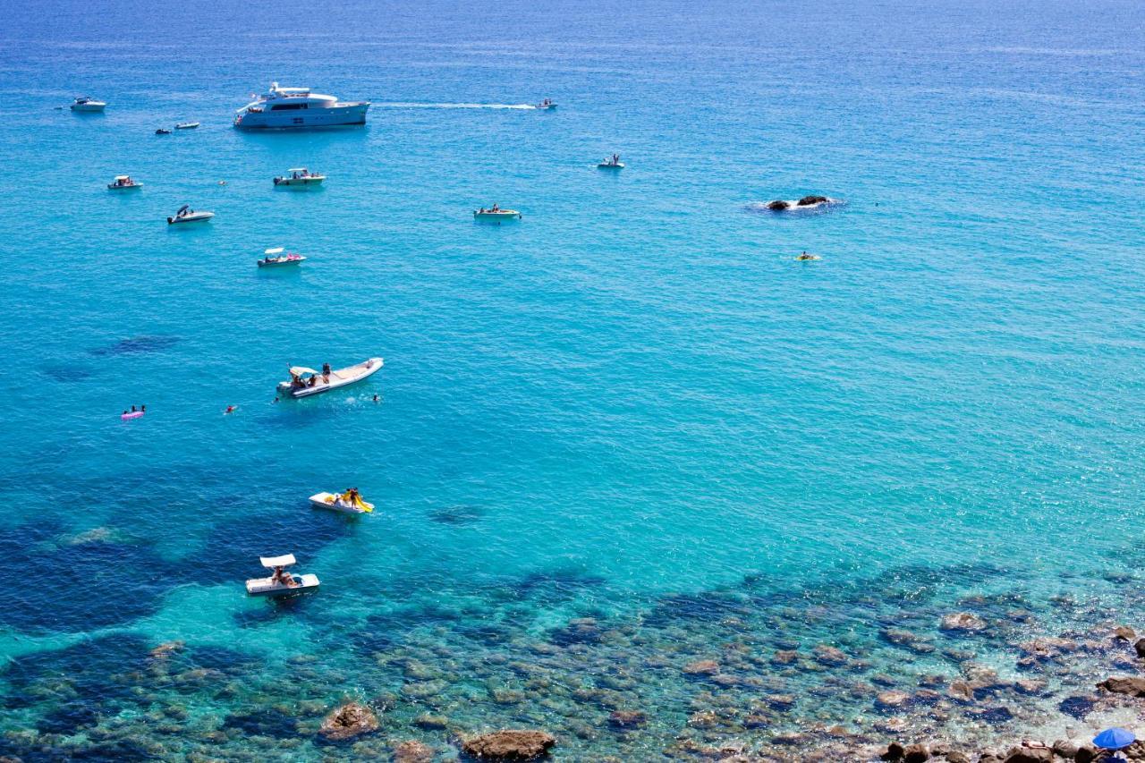 Cichello Apartments Capo Vaticano Exterior photo