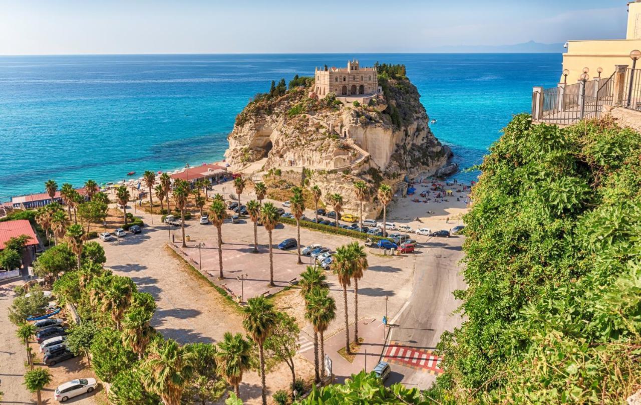 Cichello Apartments Capo Vaticano Exterior photo